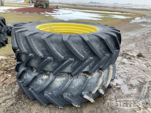 (2) Michelin 520/85R42 Tires Mounted on Rims